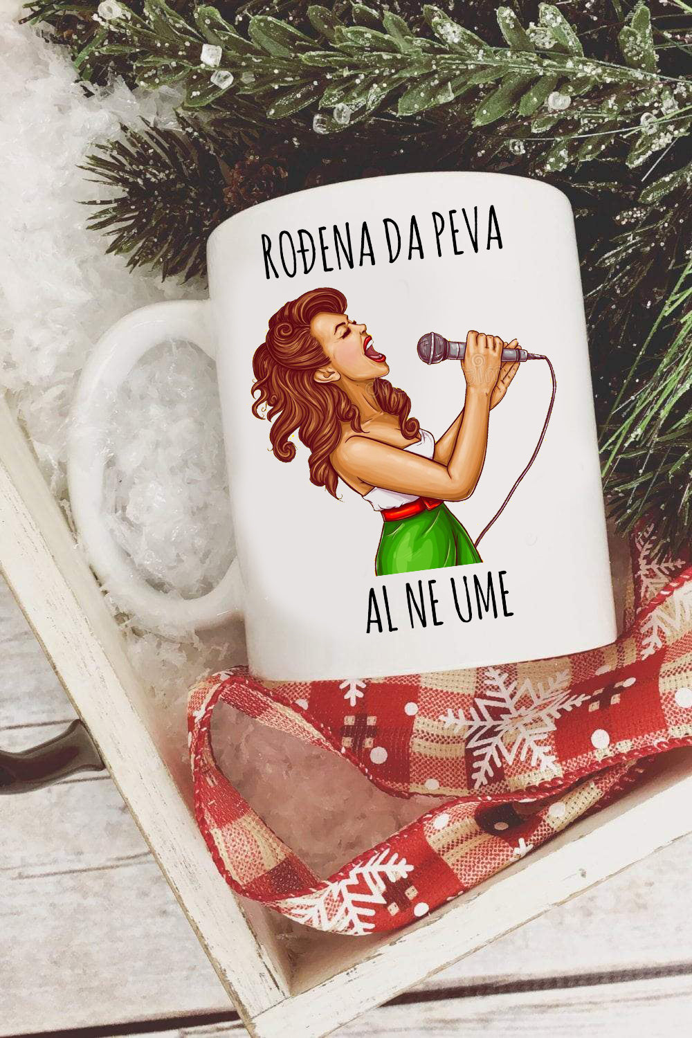 Rođena da peva al ne ume
