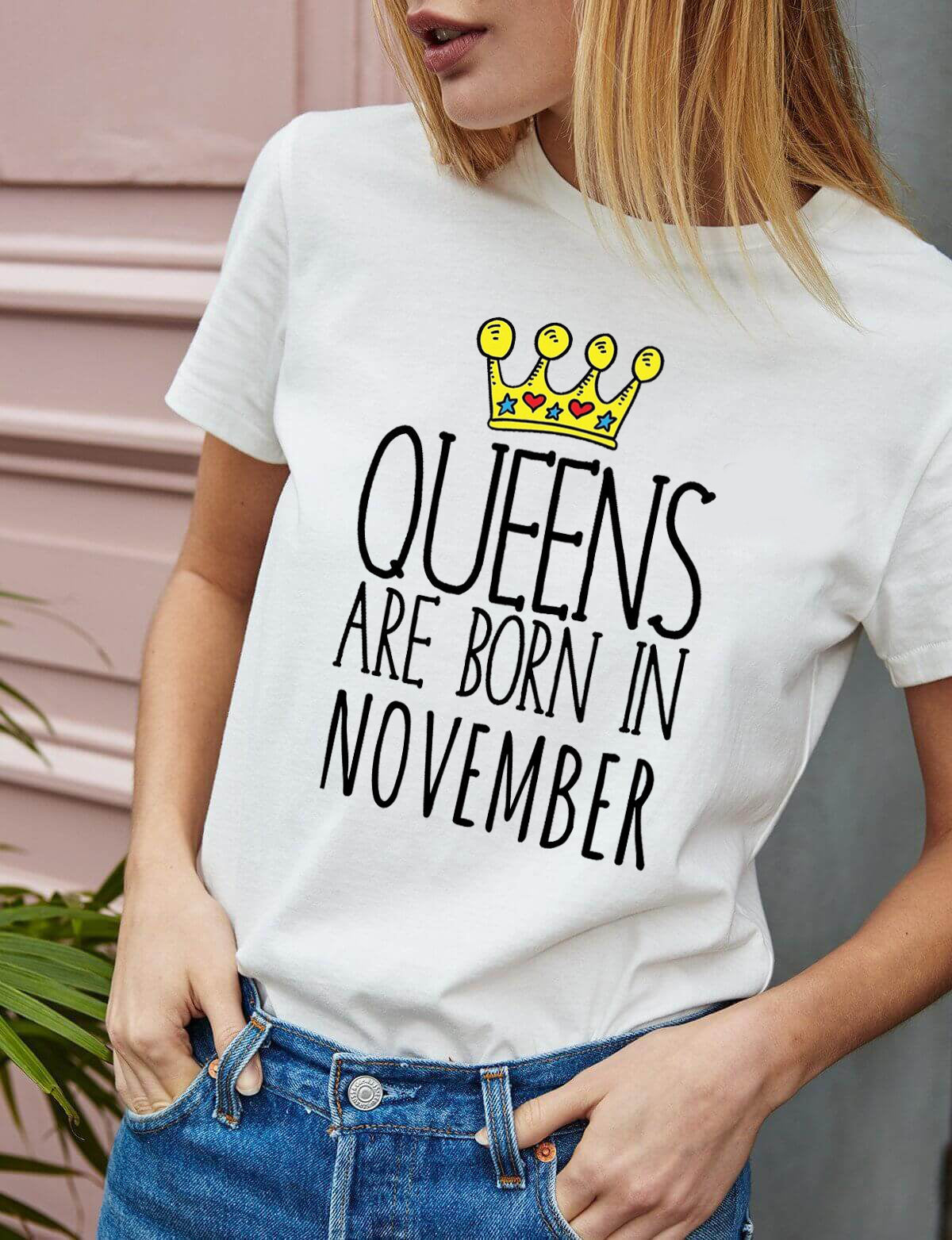 Queens are born in November