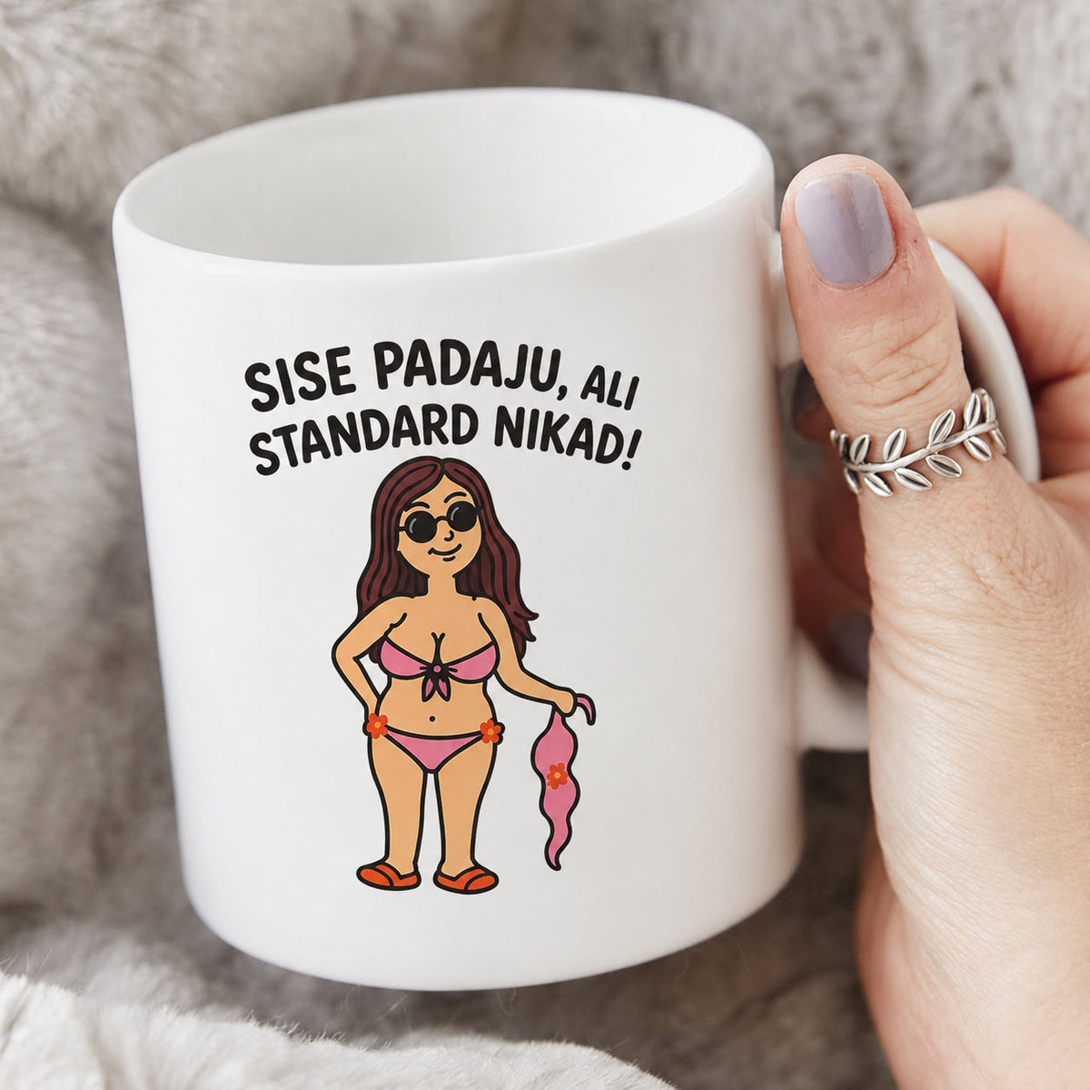 Sise padaju, ali standard nikada! - šolja