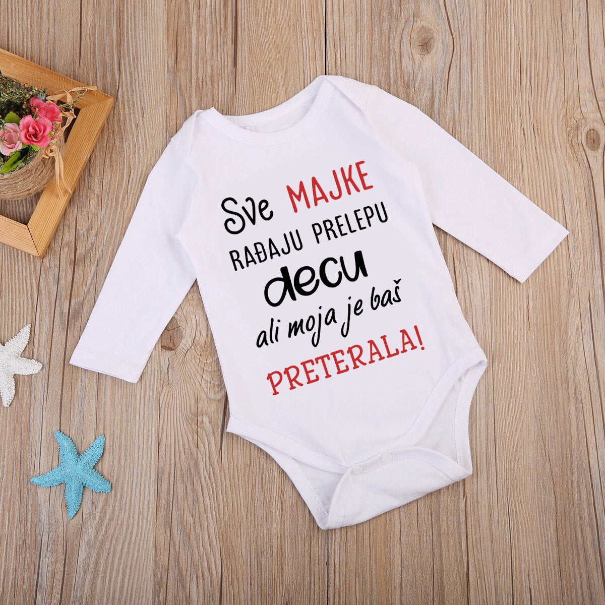 Sve majke rađaju prelepu decu – devojčica
